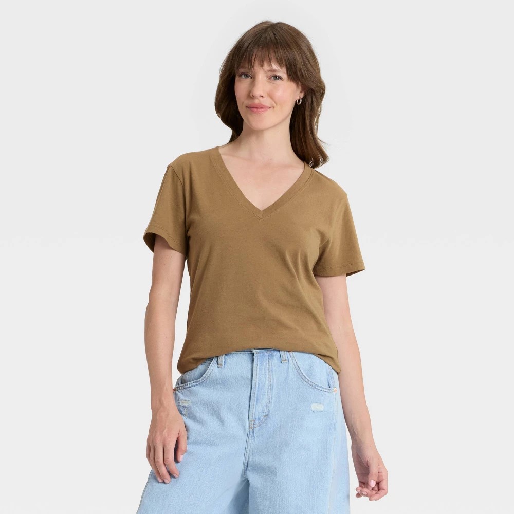STR | Women's Short Sleeve V-Neck T-Shirt - Universal Thread™ Brown S
