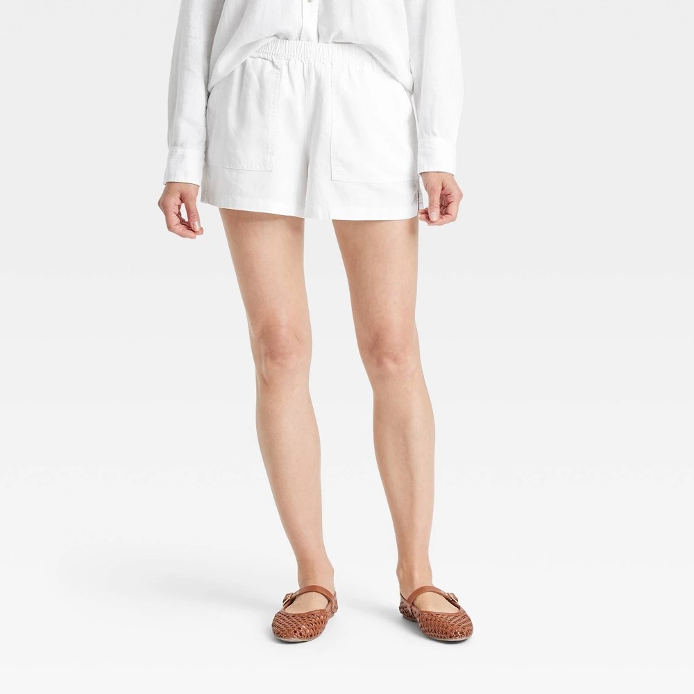 STR | Women's Mid-Rise Linen Pull-On Shorts - Universal Thread™ White XS: Relaxed Fit, Front Pocket, Elastic Waistband